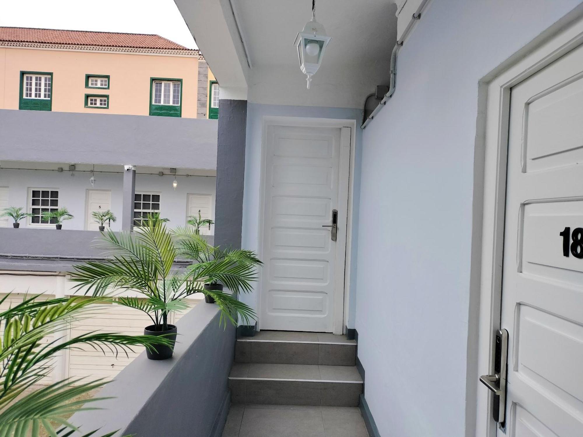Room27- City Center Σαν Κριστόμπαλ ντε Λα Λαγούνα Εξωτερικό φωτογραφία
